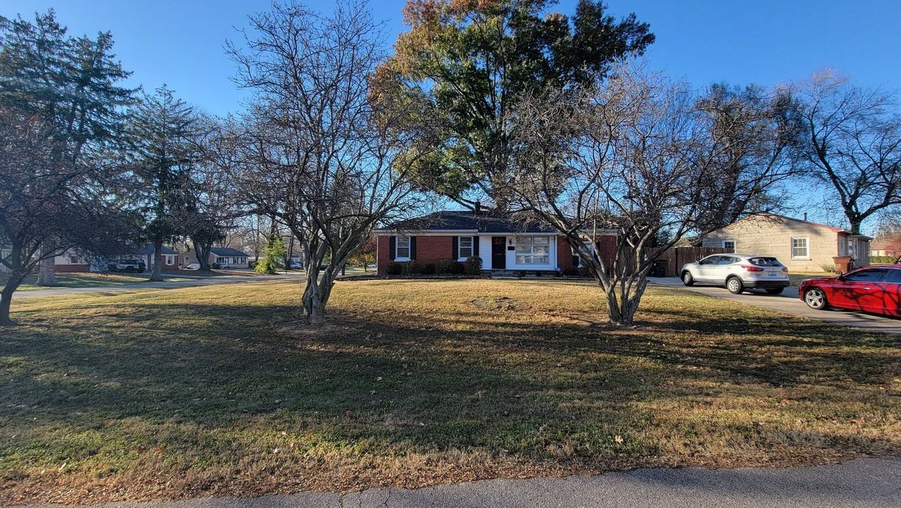 1300 Whirlaway Dr - Photo 2 of 20