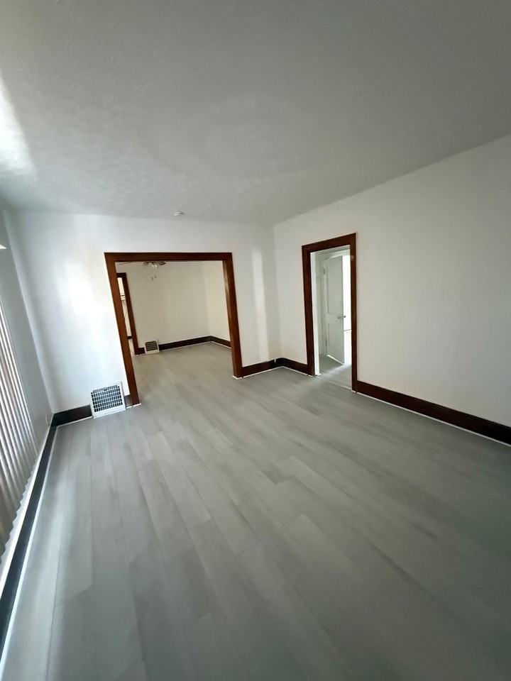 613 Wildwood Ave - Photo 6 of 27