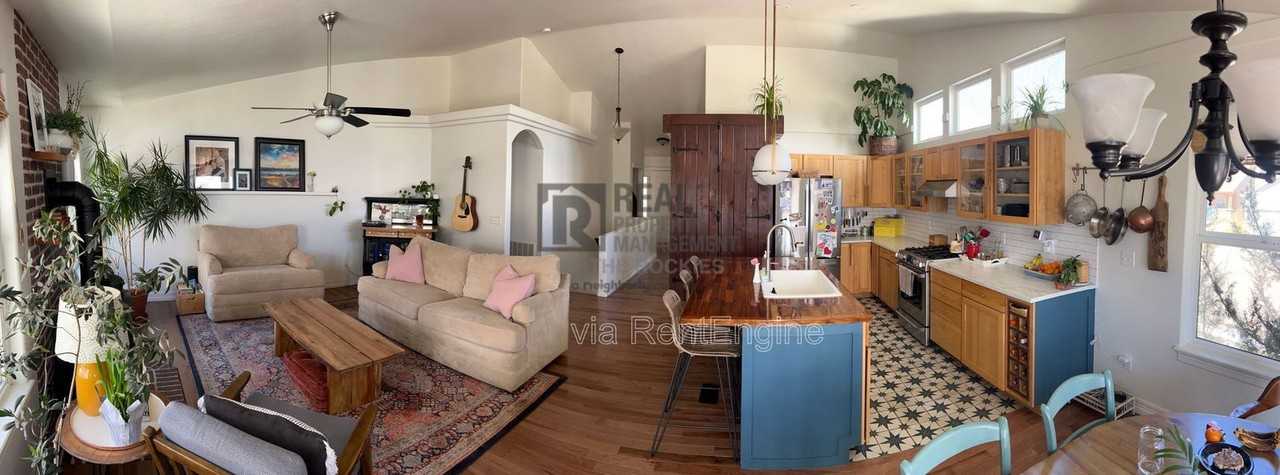 2262 Muir Ln - Photo 5 of 28