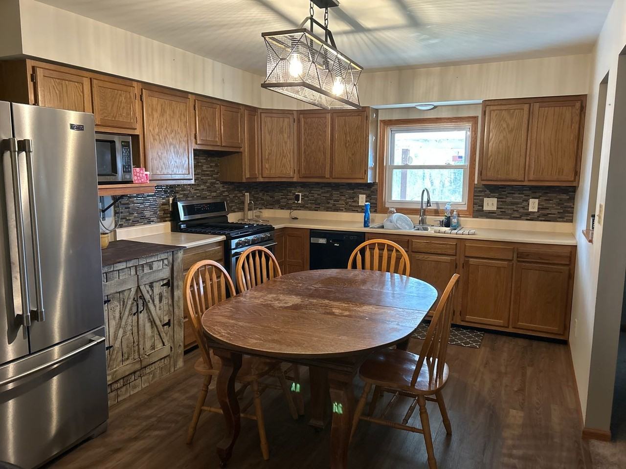 2878 E 500 N - Photo 3 of 10