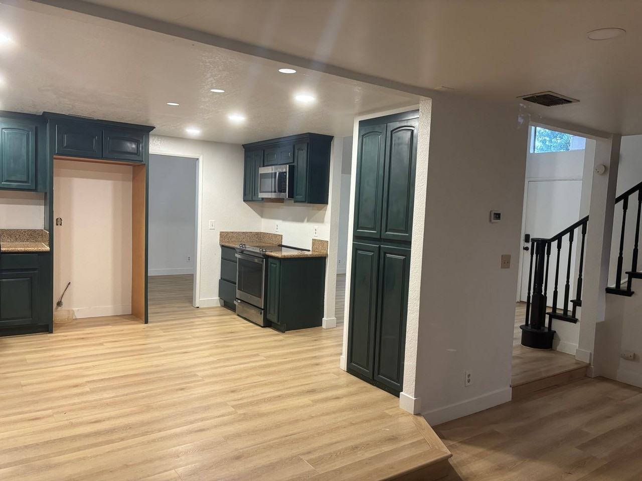 5125 Vista Del Oro Way - Photo 4 of 12