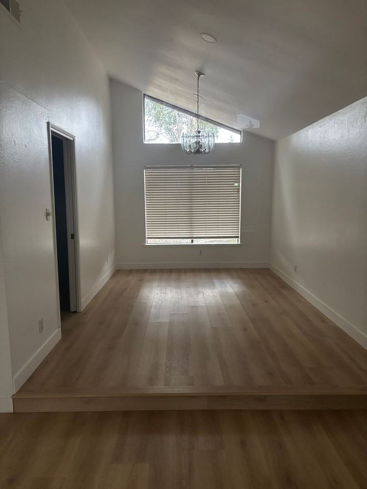 5125 Vista Del Oro Way - Photo 6 of 12