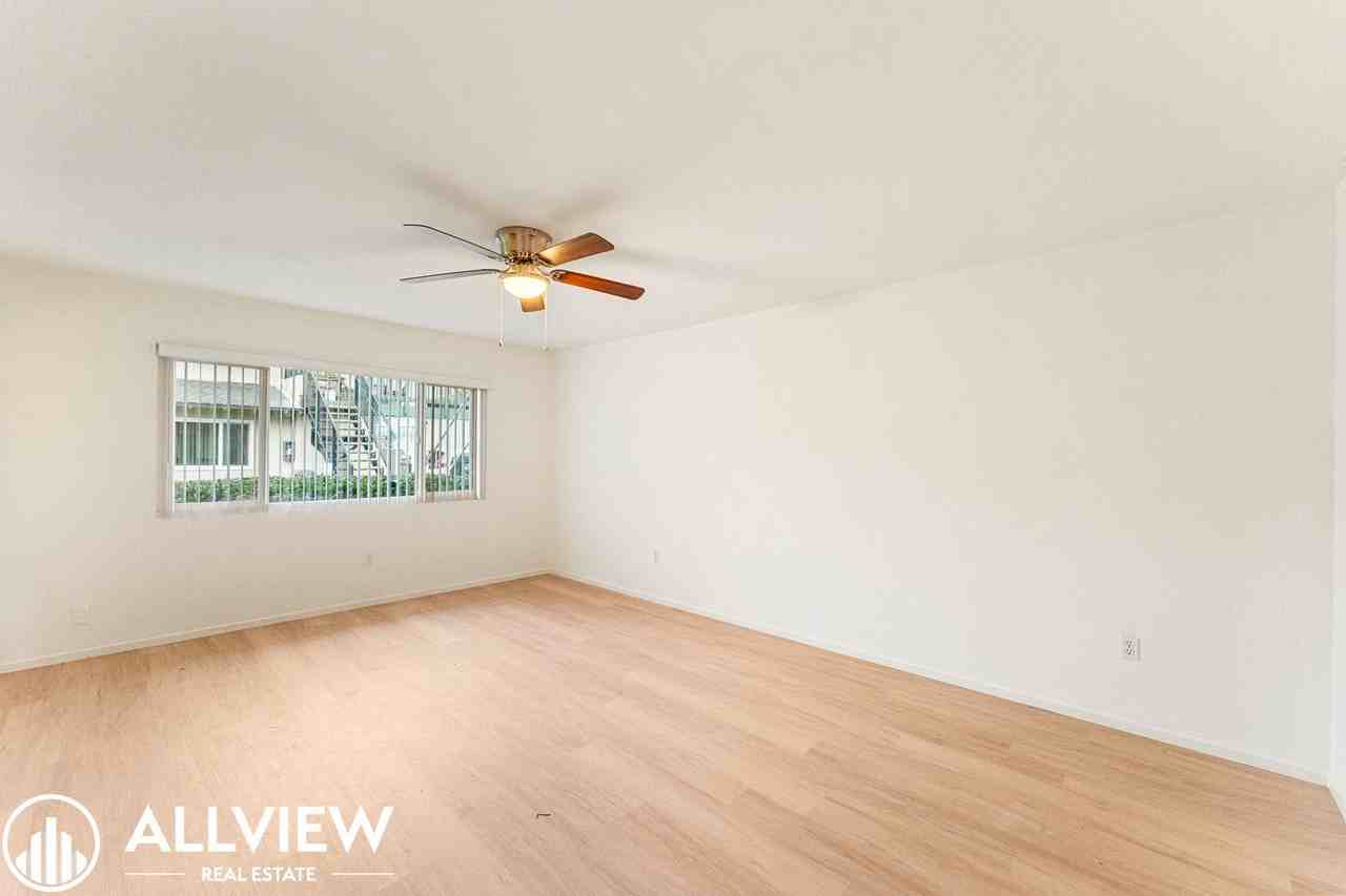 16572 Sabot Ln - Photo 6 of 18