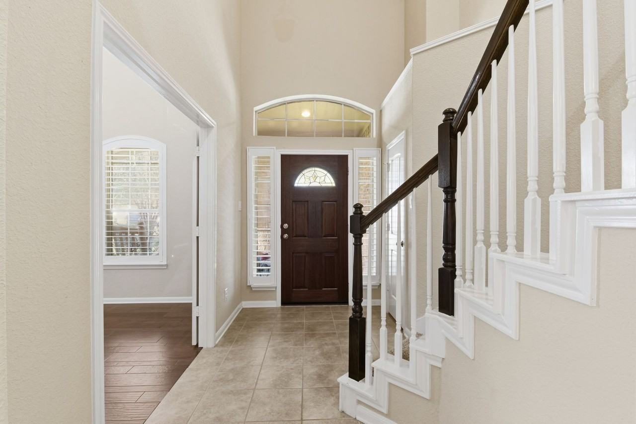 114 Forest Elk Pl - Photo 7 of 50