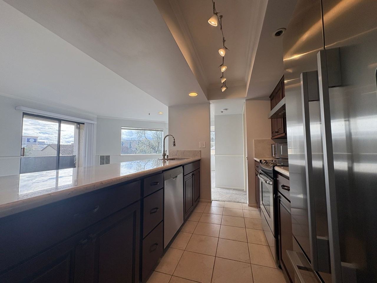 185 Forest Ave #3C - Photo 7 of 21