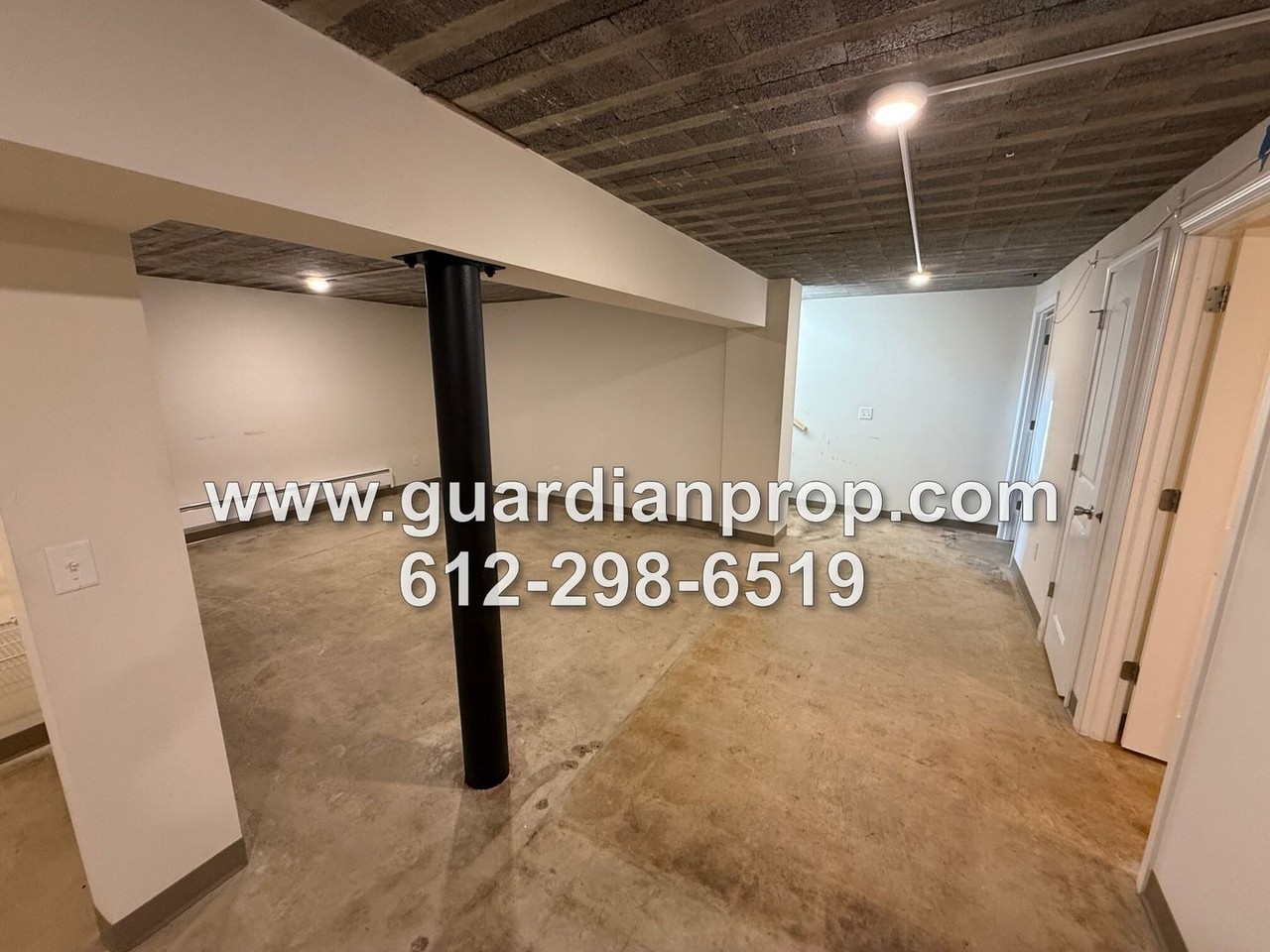 7535 Cloman Way - Photo 5 of 13