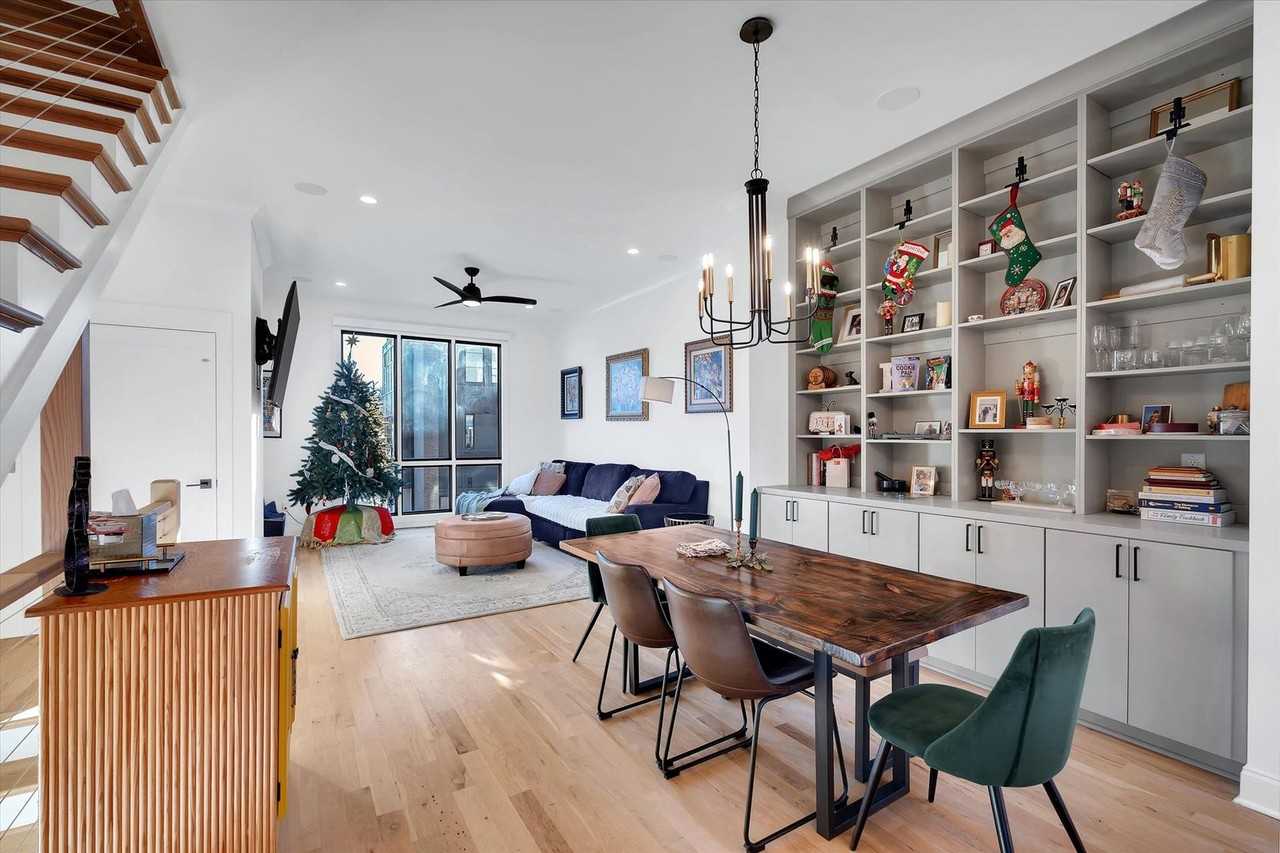 104 Noma Terrace Way - Photo 4 of 15