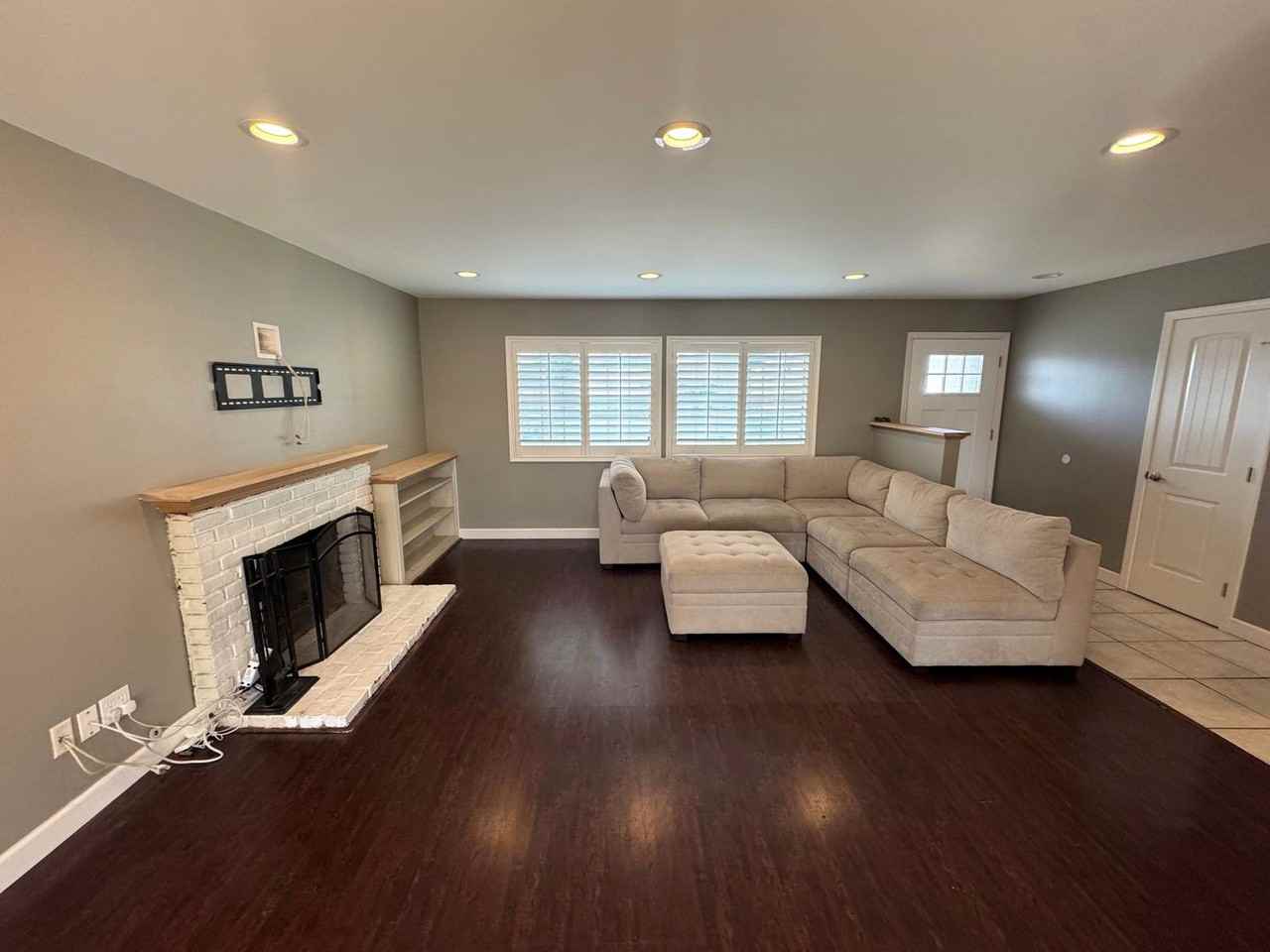 1218 Coventry Ave - Photo 5 of 27