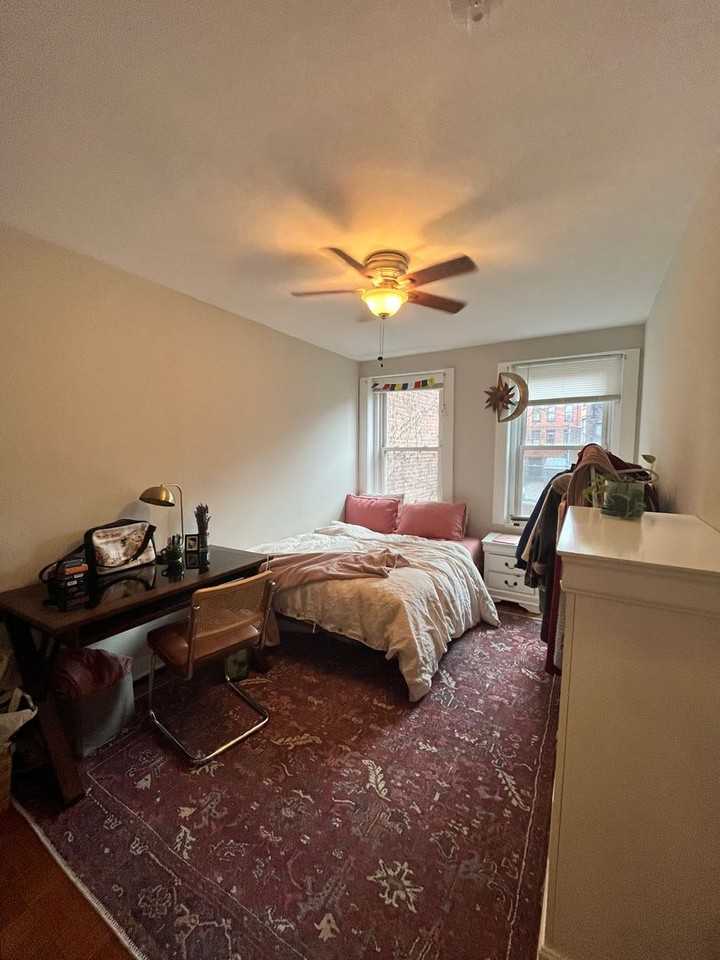 68 Joy St - Photo 7 of 22