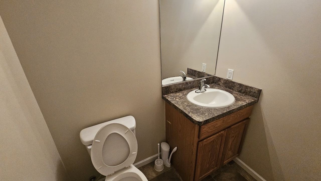 11 S Summit St #1 - Photo 4 of 12