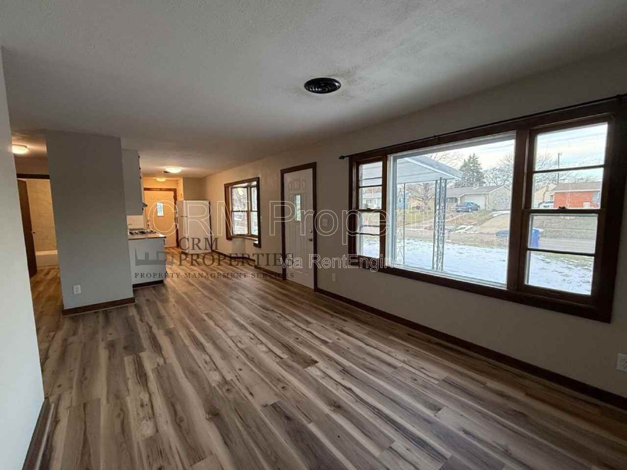 805 Miami Blvd - Photo 4 of 29