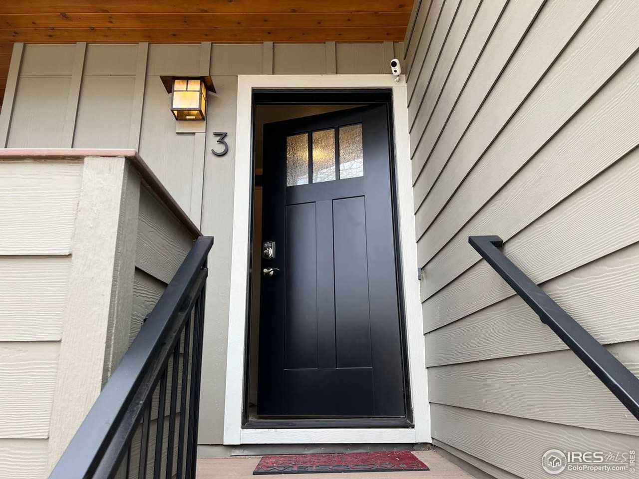 1850 22nd St #3 - Photo 4 of 19