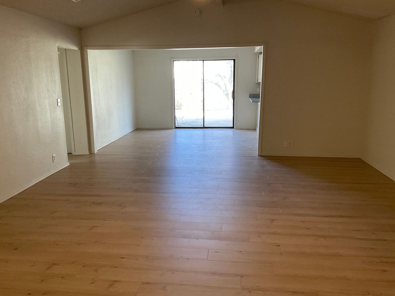 2801 Morgan Trl - Photo 6 of 11