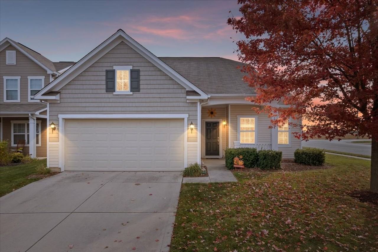 15328 Royal Grove Ct - Photo 2 of 32