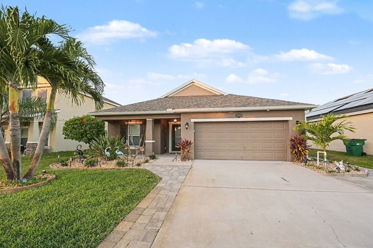 1928 Attilburgh Blvd - Photo 3 of 25