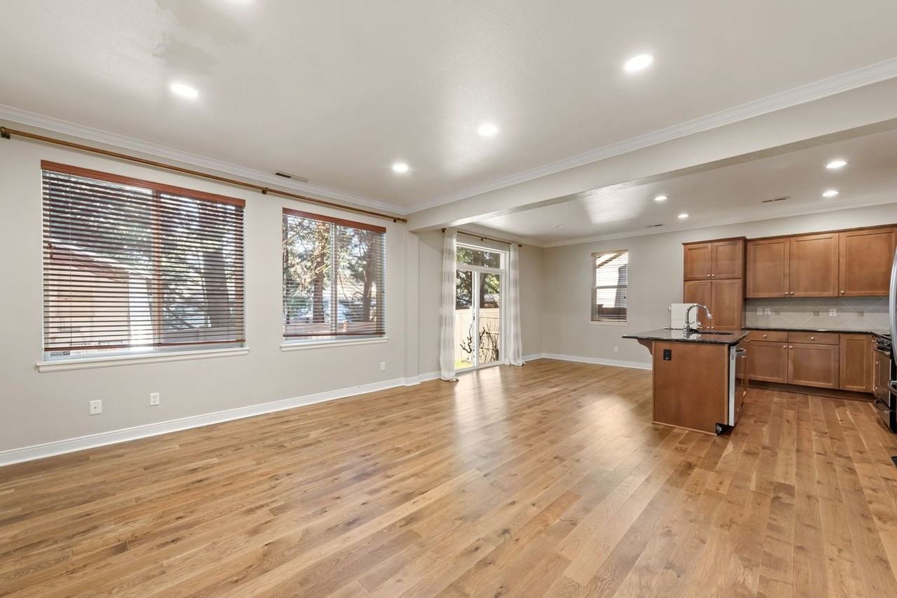 13728 33rd Dr Se - Photo 2 of 21