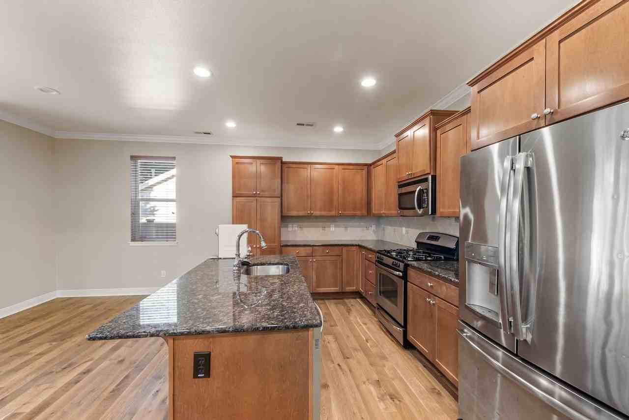 13728 33rd Dr Se - Photo 5 of 21