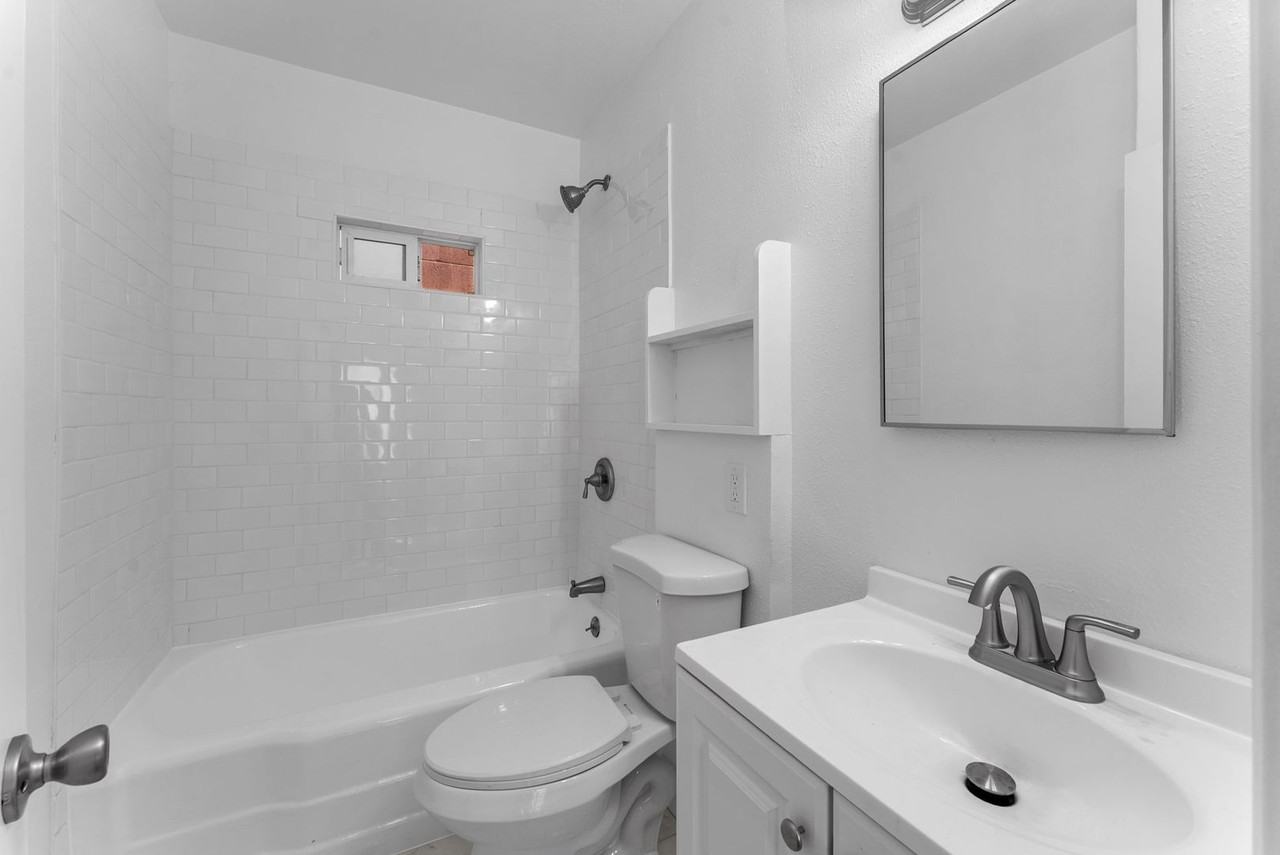 3131 Adams Ave - Photo 7 of 16