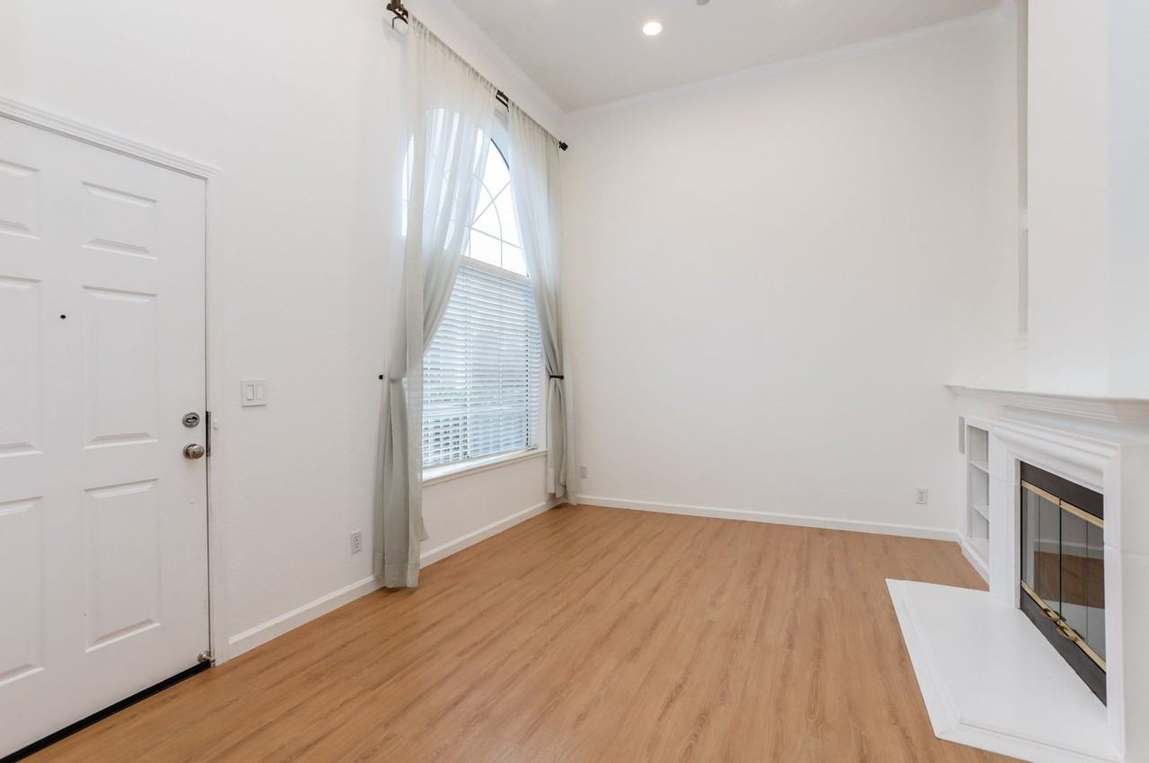 3 Buoy Ln - Photo 7 of 33