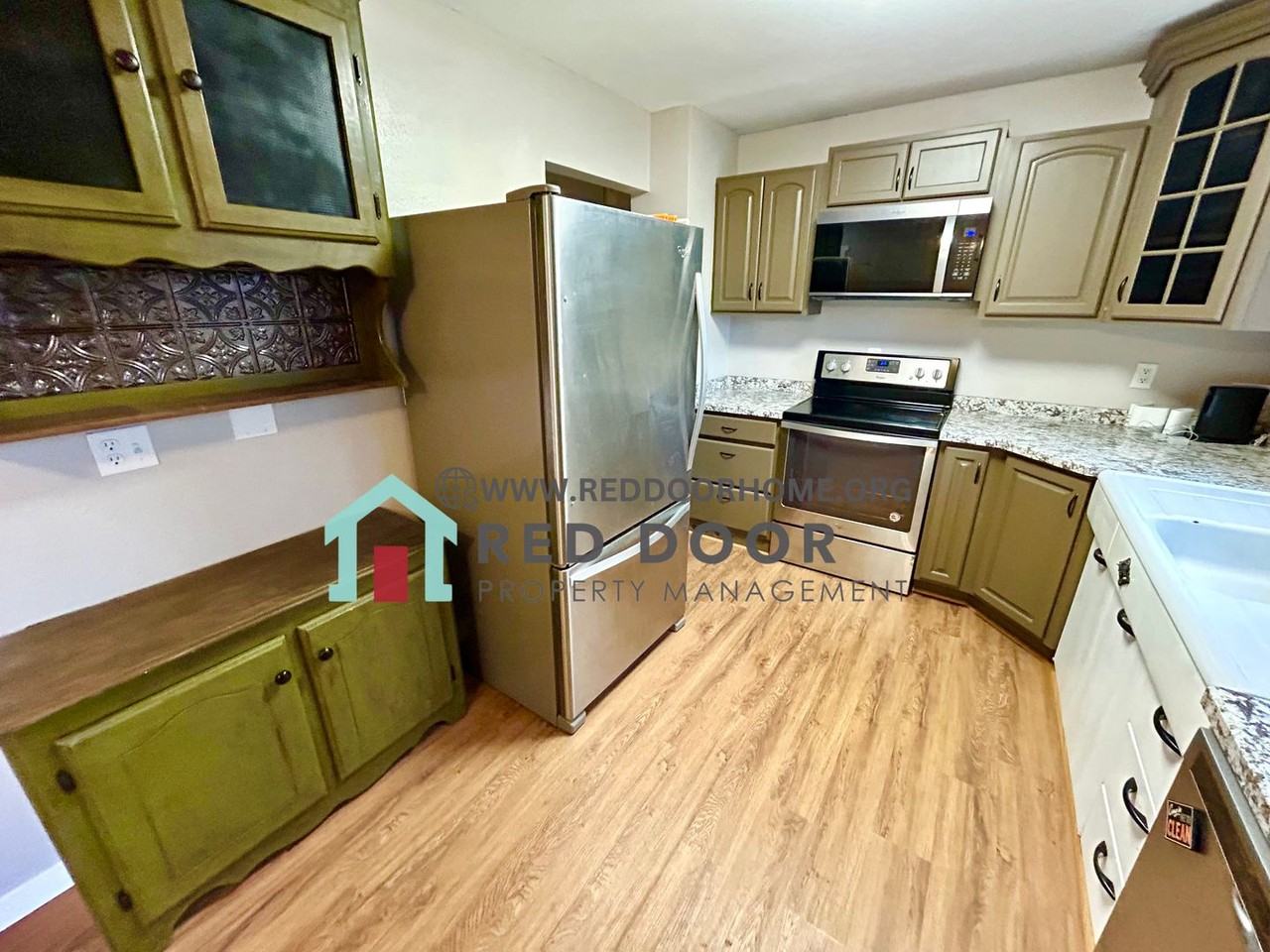 3205 7th Ave N - Photo 5 of 19