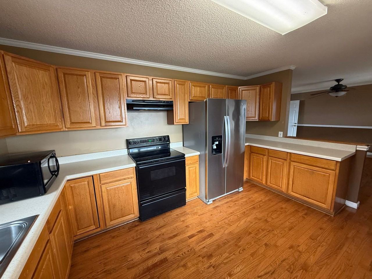 2044 Obrig Ave - Photo 5 of 45