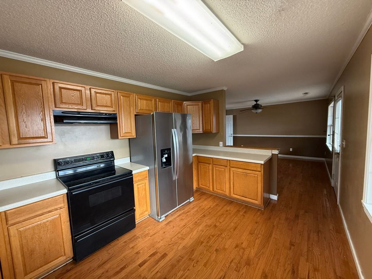 2044 Obrig Ave - Photo 6 of 45