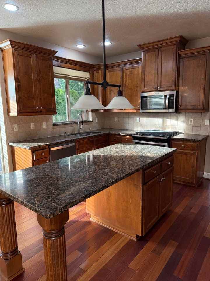 12301 Ne 104th St - Photo 2 of 39