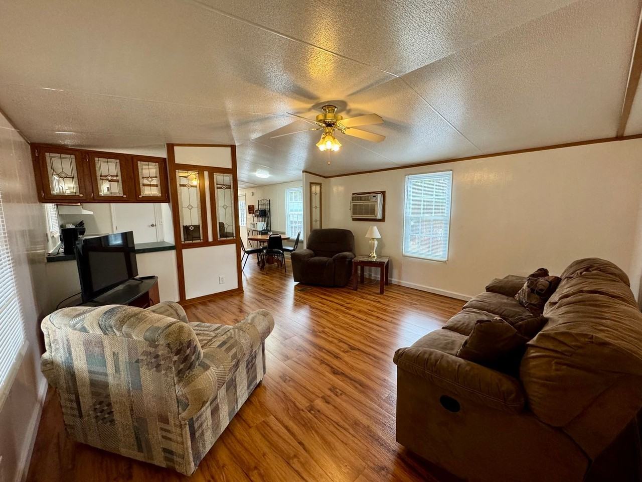 316 Moores Dr - Photo 2 of 15