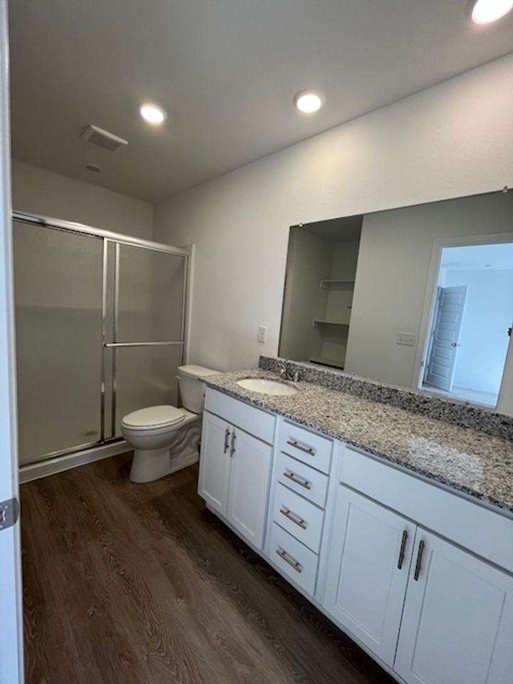 2749 Biddie St - Photo 6 of 9