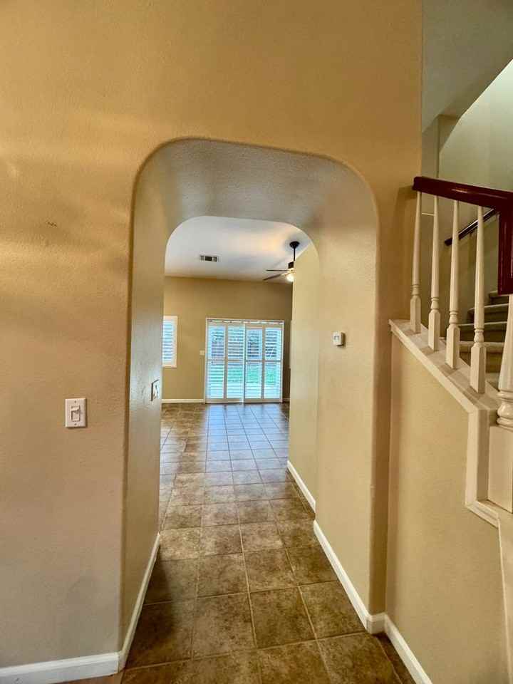 9801 Orino Ct - Photo 6 of 43