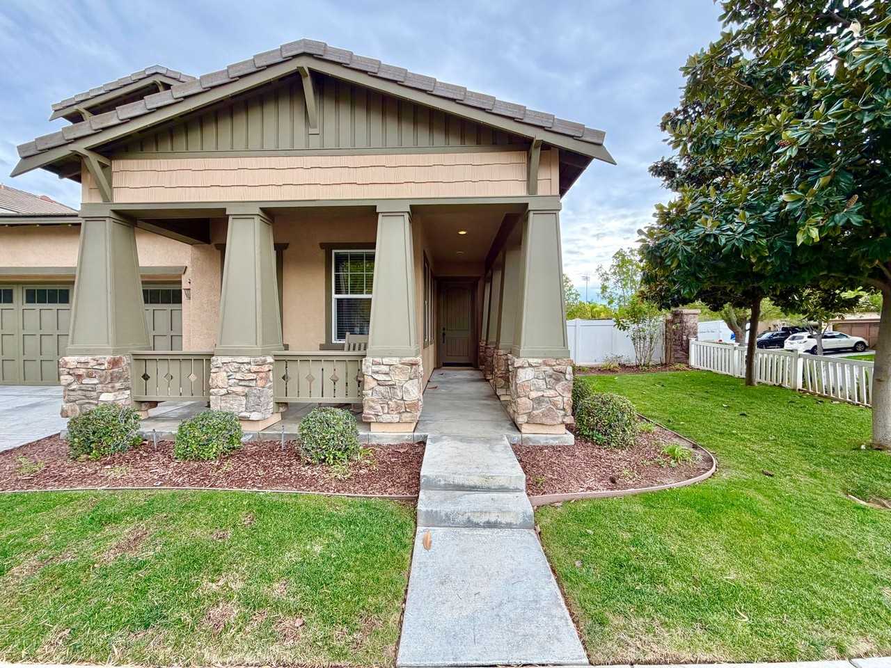 40382 Corrigan Pl - Photo 3 of 50