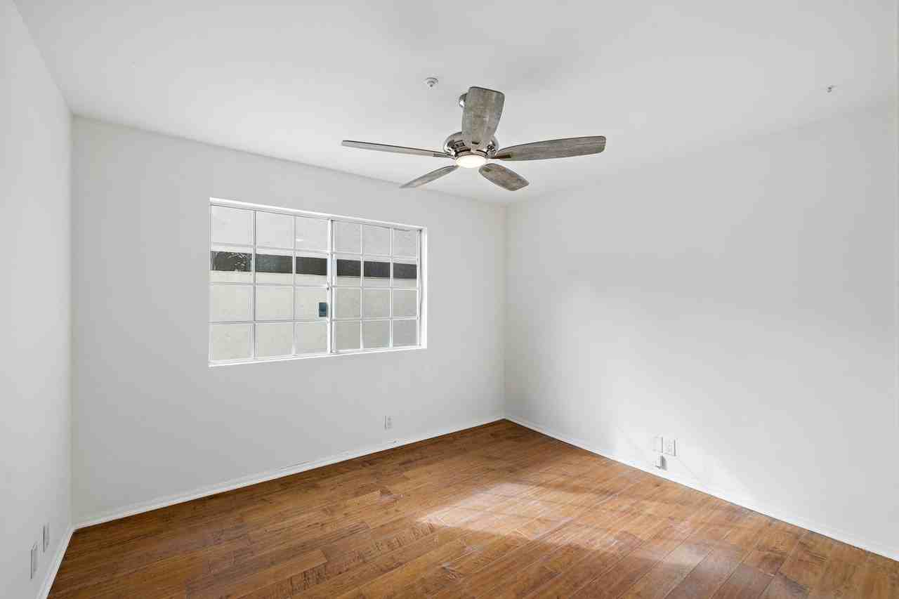 501 Avenida Victoria - Photo 7 of 21