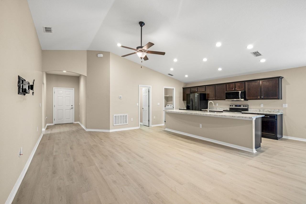 3878 White Ibis Rd - Photo 4 of 20