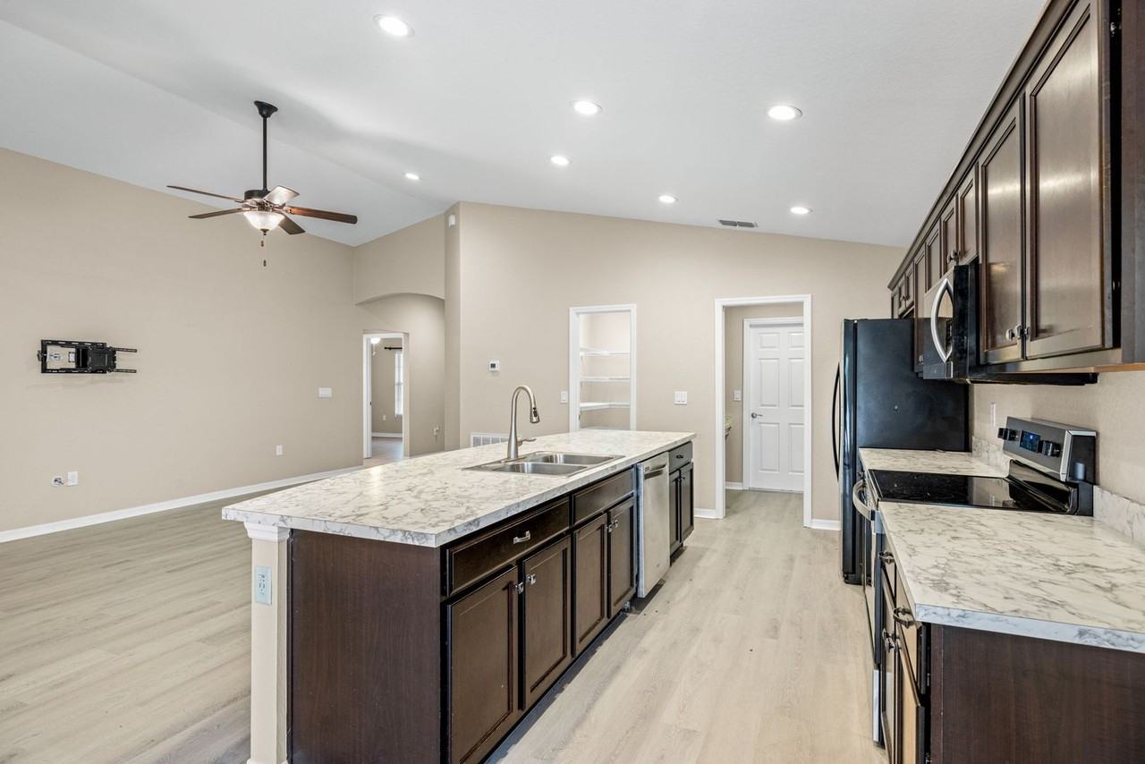 3878 White Ibis Rd - Photo 5 of 20