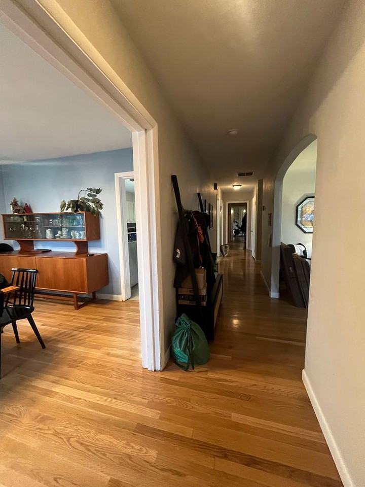 525 10th St - Photo 3 of 34