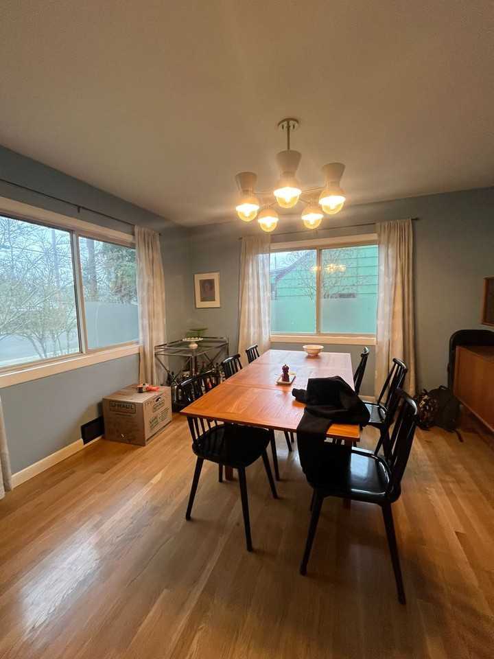 525 10th St - Photo 4 of 34