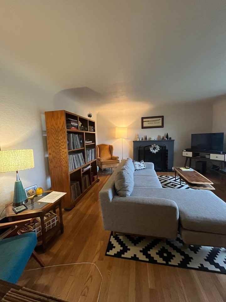 525 10th St - Photo 6 of 34