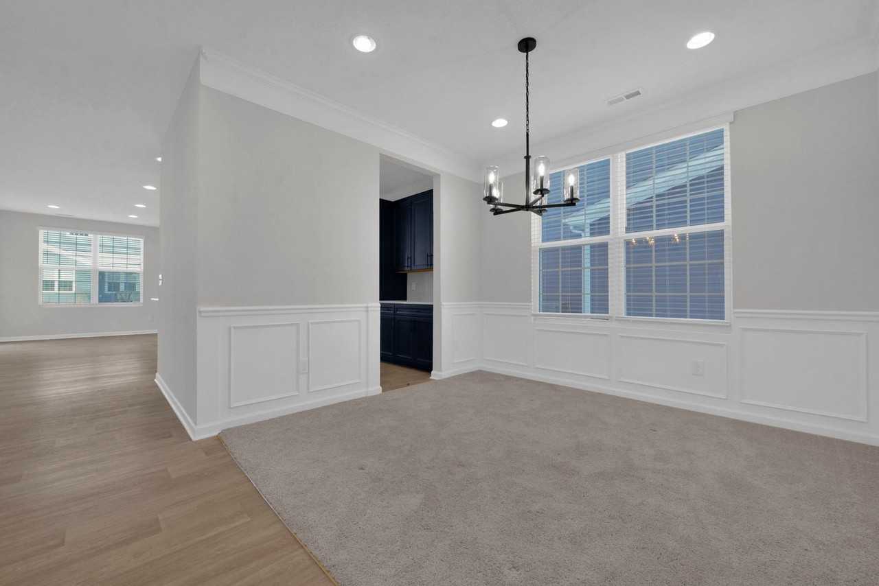 12065 Landon Dr - Photo 7 of 44