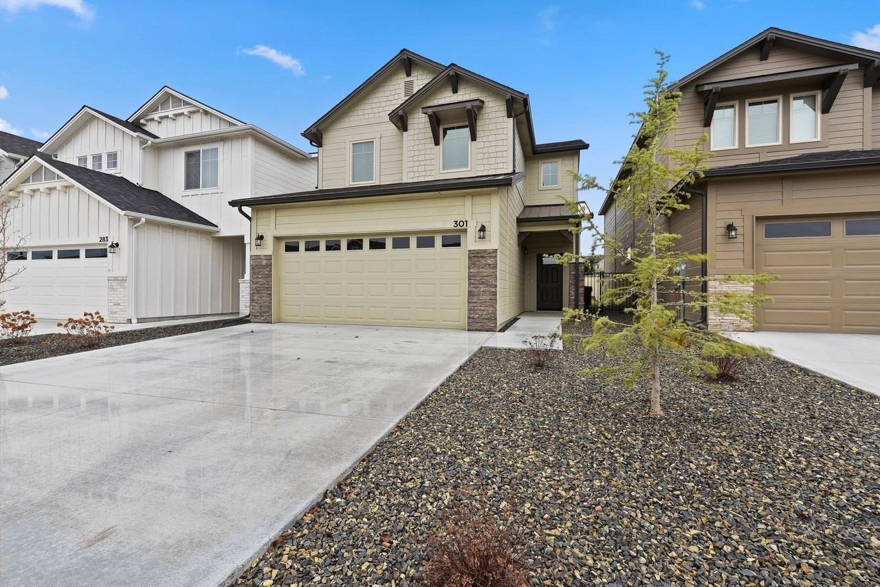 301 W Radiant Ridge Dr - Photo 2 of 26