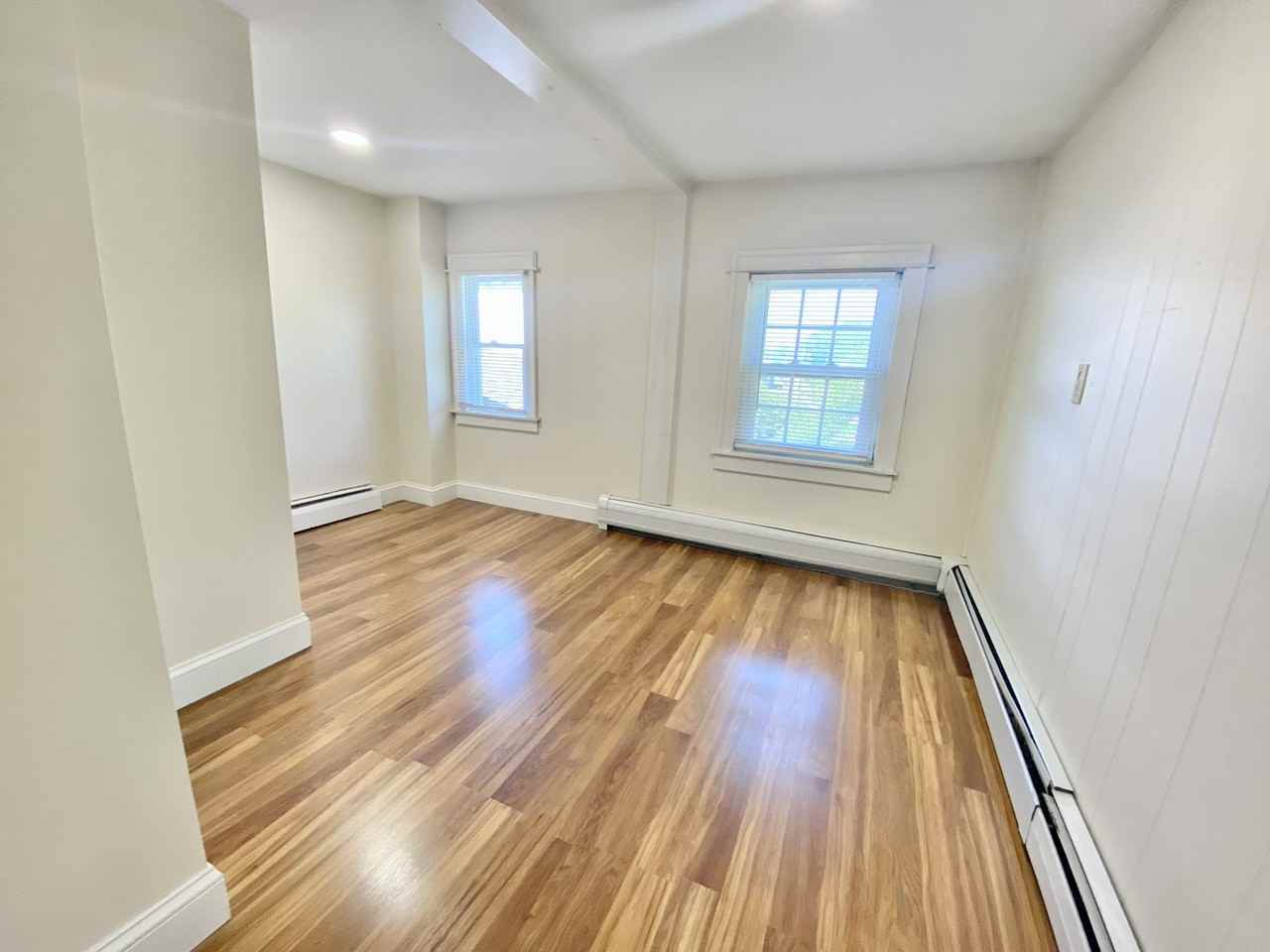 37 Middle St #2 - Photo 2 of 17