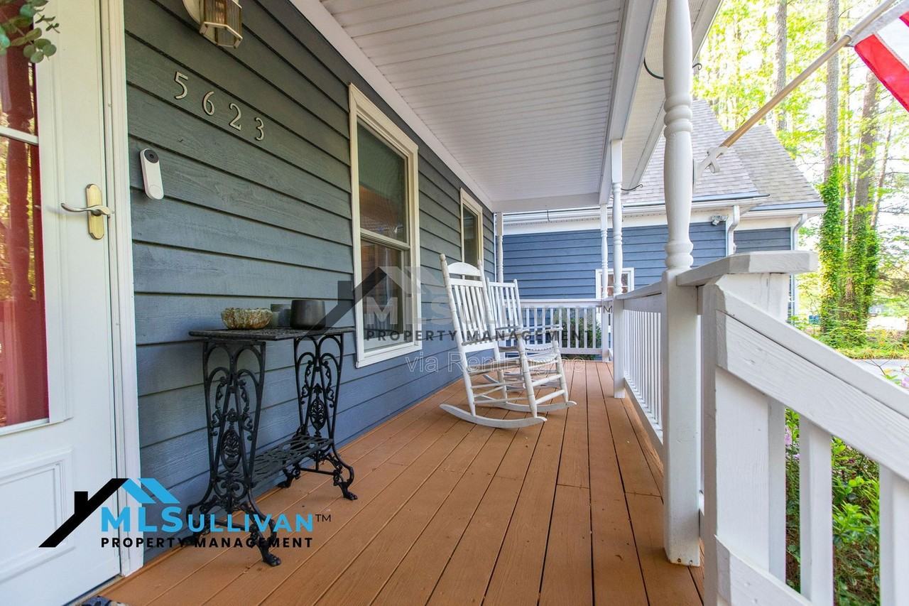 5623 Lake Elton Rd - Photo 7 of 41