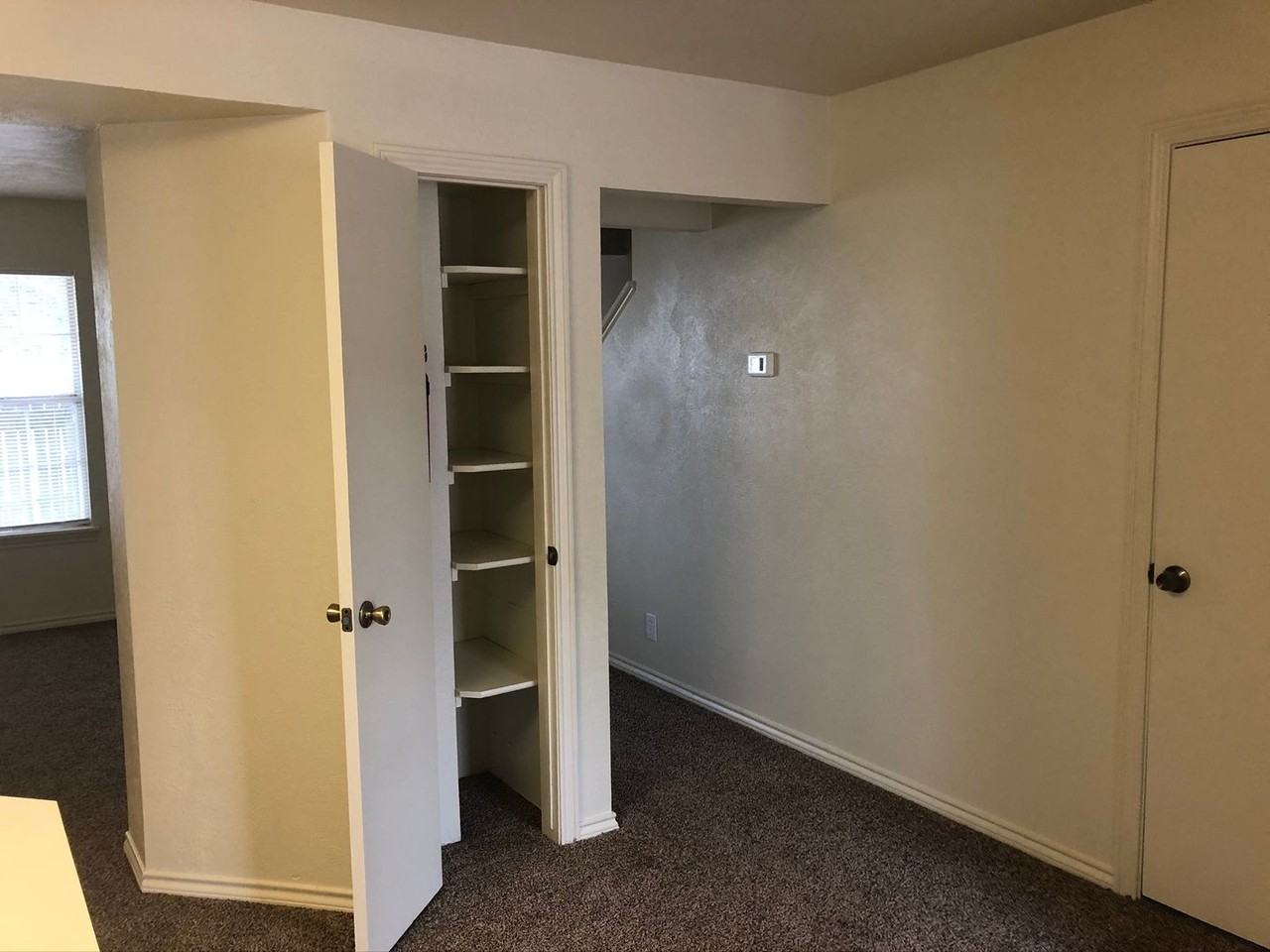 2424 Allegheny Dr - Photo 5 of 17