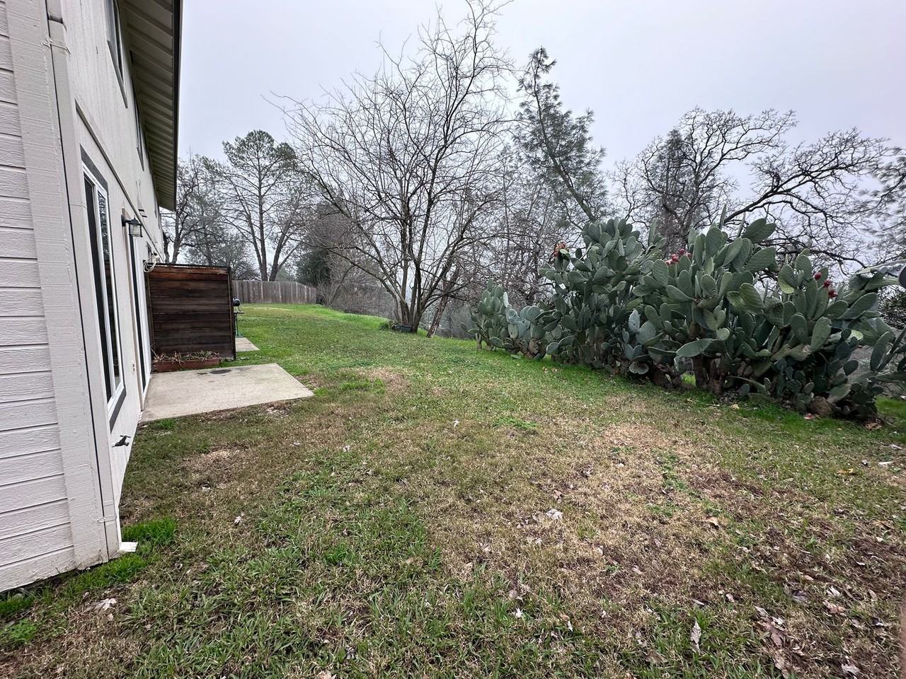 5361 Valleyridge Dr - Photo 2 of 3