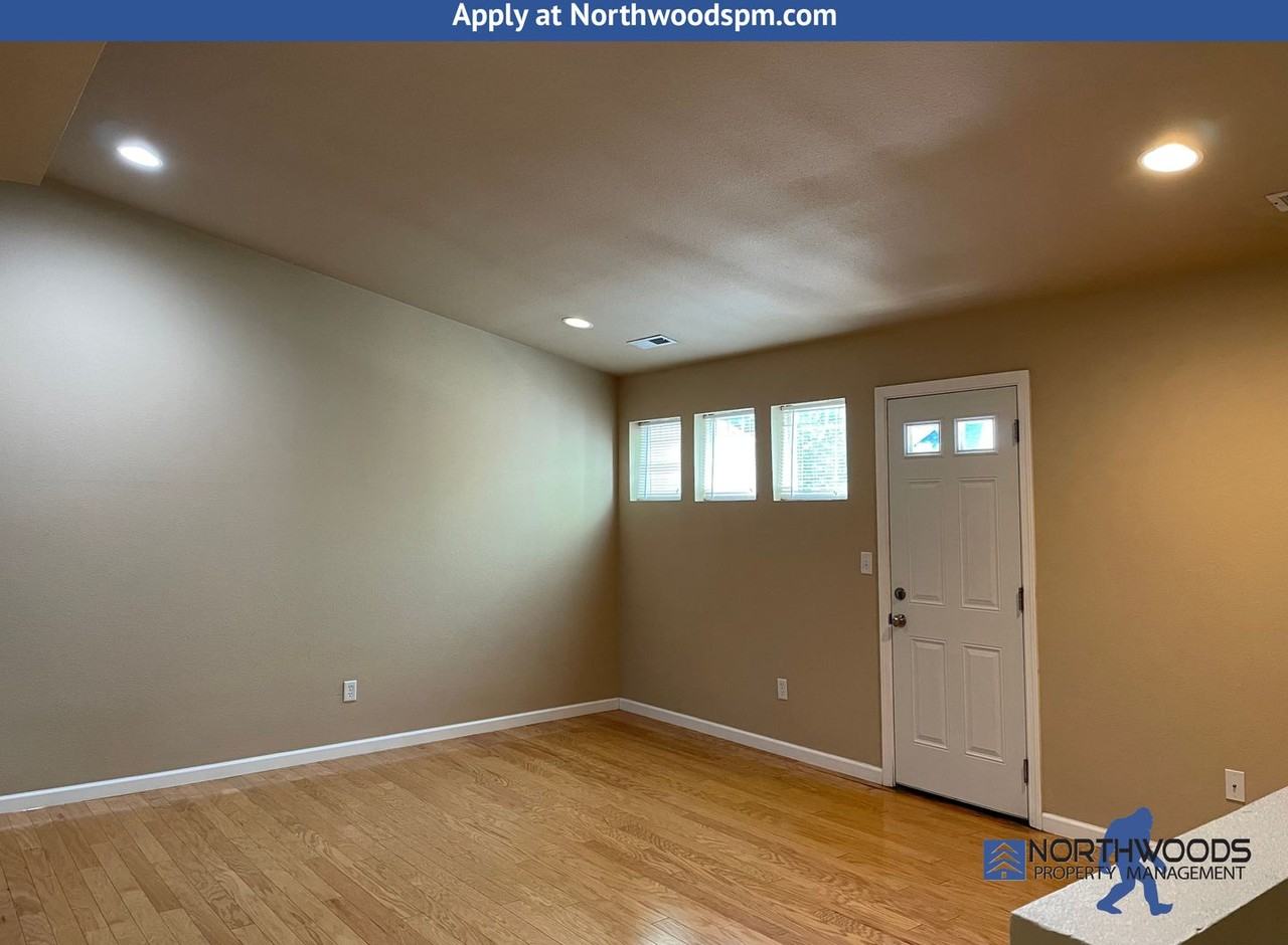 3427 Sharon Way - Photo 2 of 17