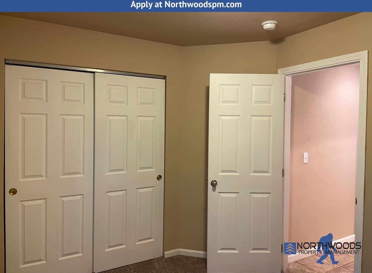 3427 Sharon Way - Photo 7 of 17