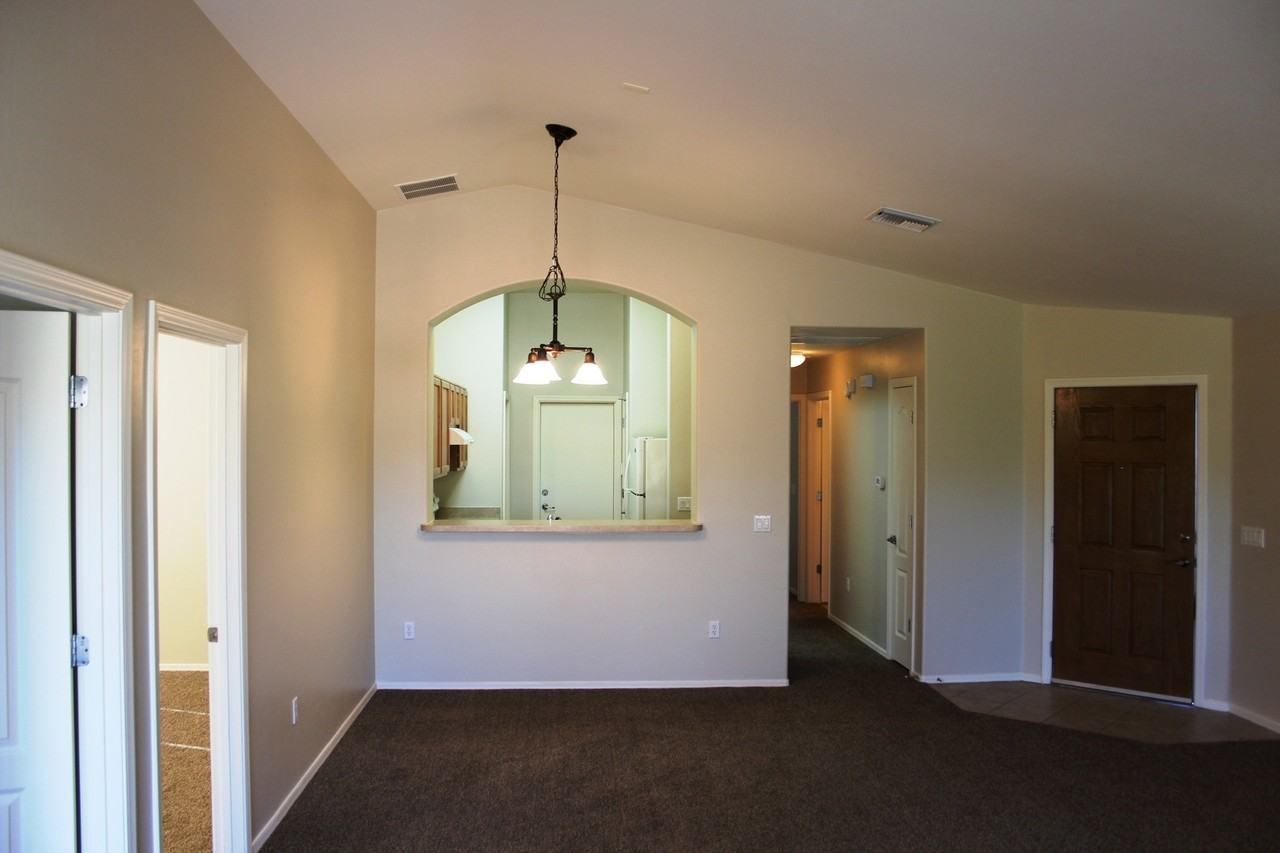 7201 E Bloomtree Ln - Photo 2 of 26