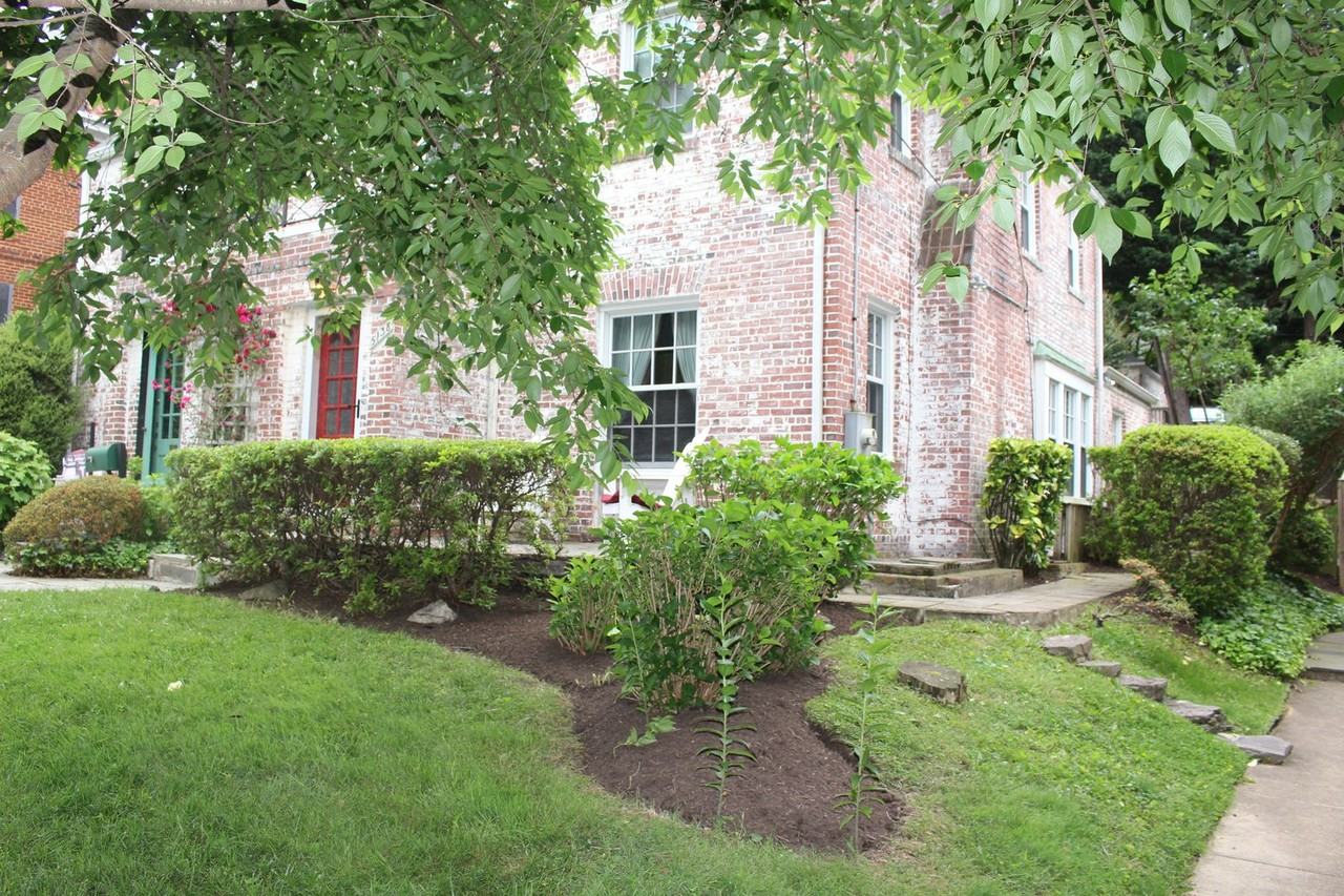 5138 Nebraska Ave Nw - Photo 2 of 23