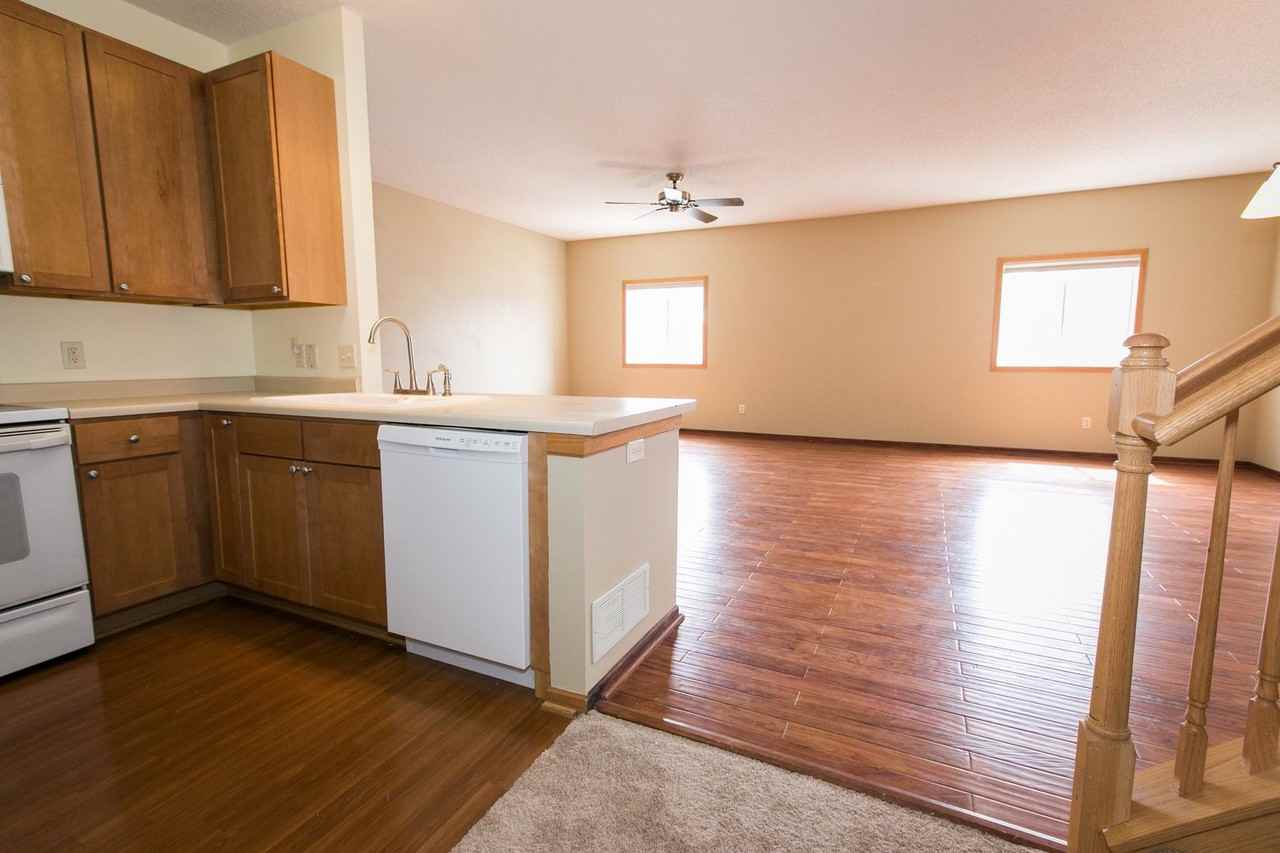 650 Kingfisher Ln #I - Photo 6 of 20