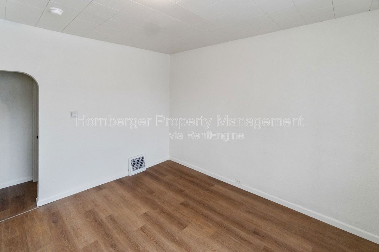 1501 N Wall St #1503A - Photo 3 of 22