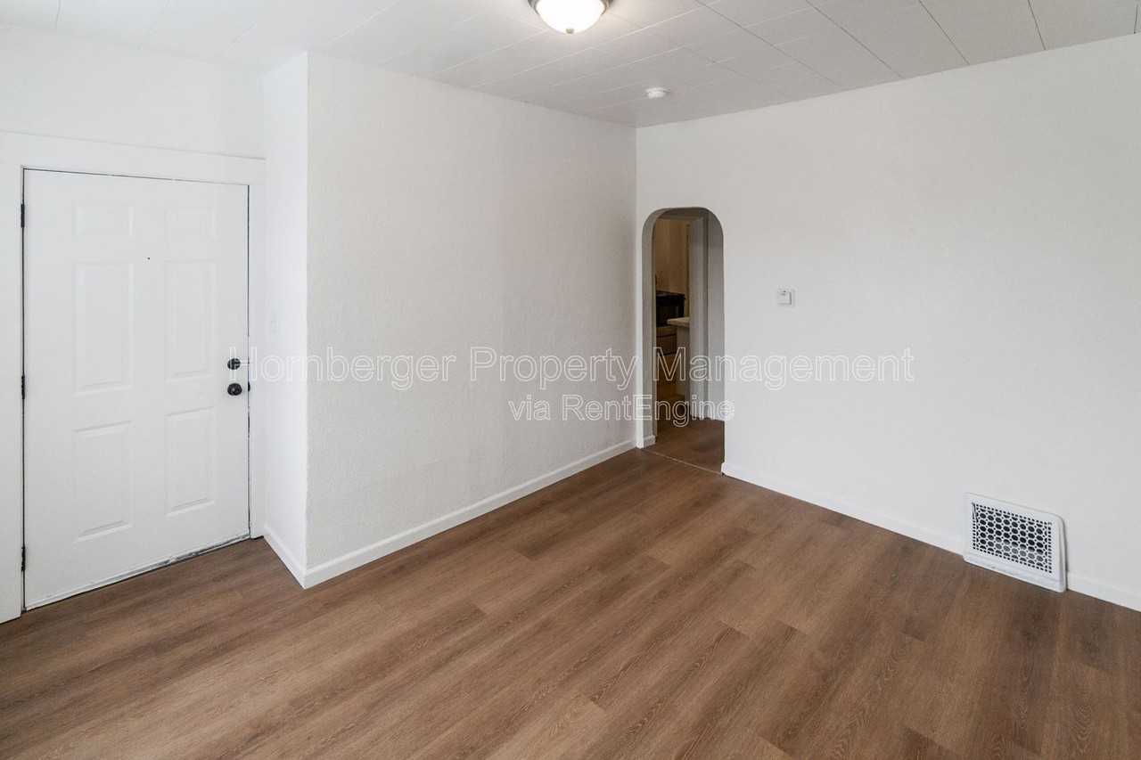 1501 N Wall St #1503A - Photo 4 of 22